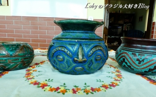 マラジョー島陶芸品loby