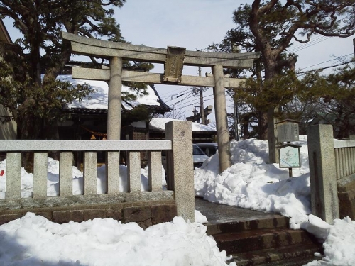 shrine-ishikawa-02.jpg