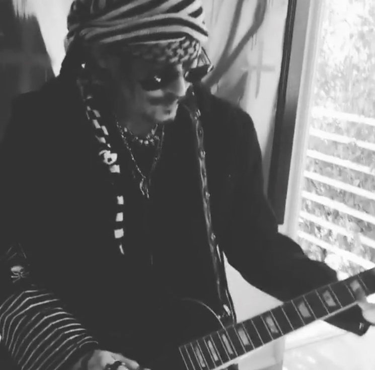 Johnny Depp ジョニー・デップ クリスマス 2019 ギターピック | veranstaltungen.lkz.de