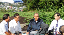 松田まなぶ（松田学）のブログ-「左から、古屋富雄さん、農協