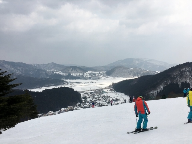 奥神鍋スキー場　太田地区から神鍋を見下ろす