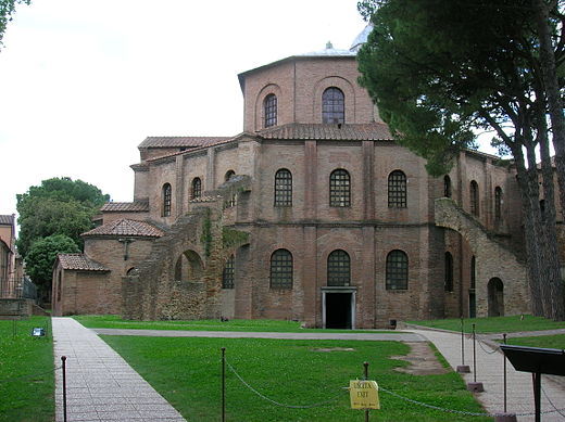 ラヴェンナ サン ヴィターレ教会 フィレンツェからボンジョルノ